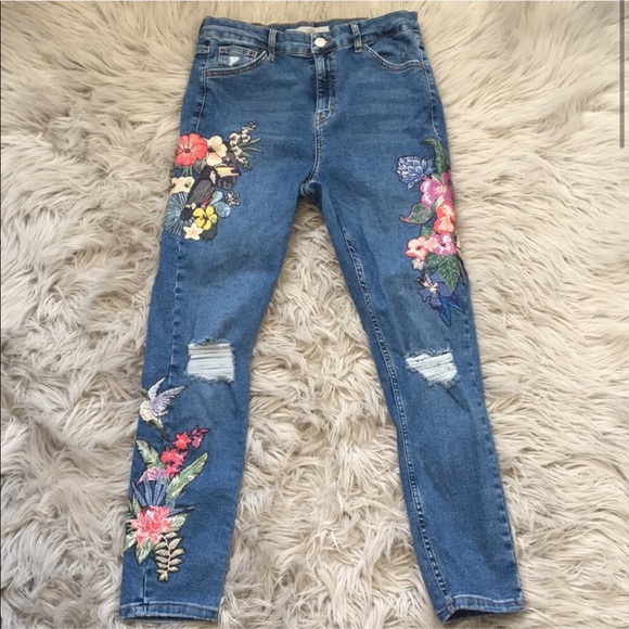 Denim - Topshop- embroidered Jamie jeans -30W30L